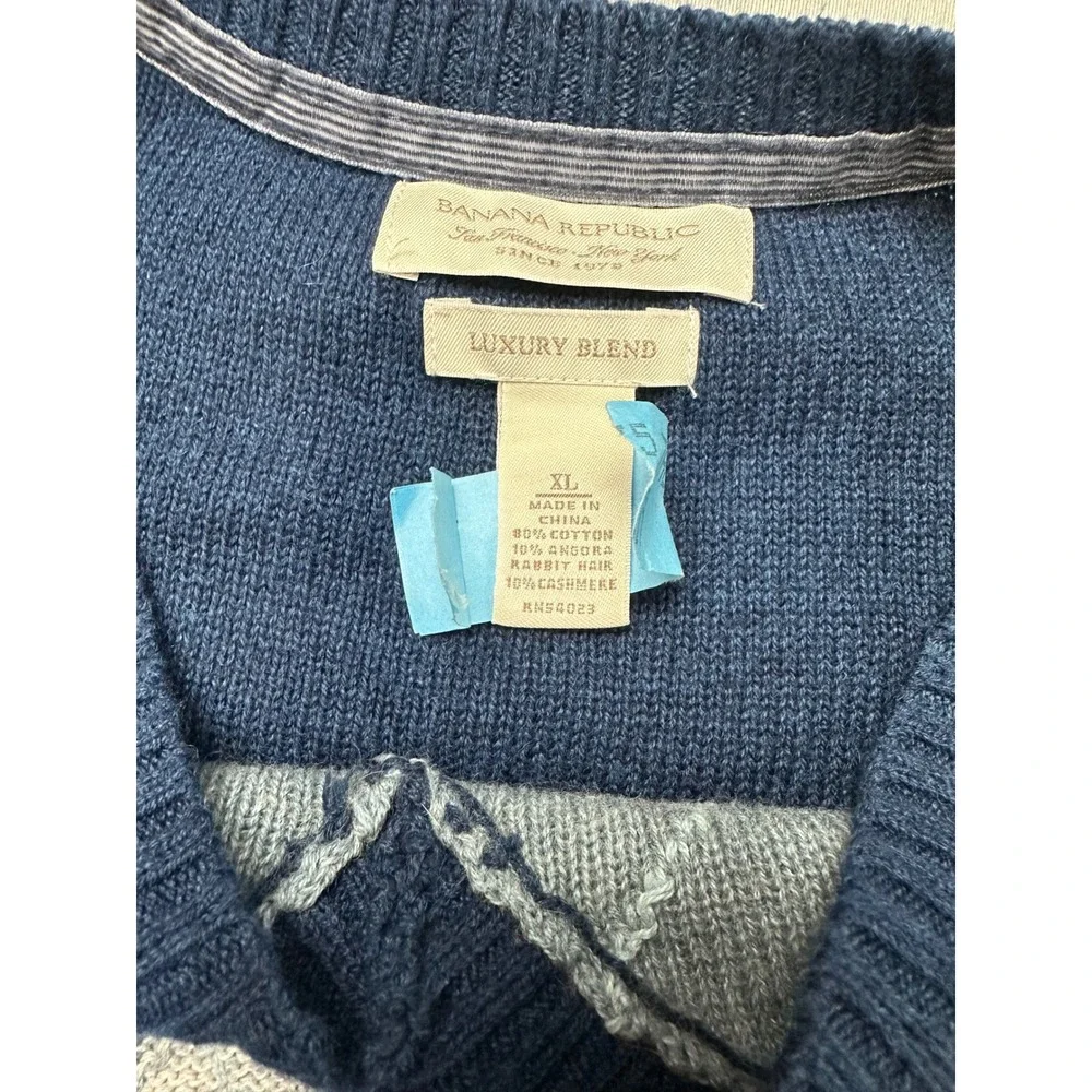 Banana Republic Mens XL Blue Argyle V-Neck Luxury Blend Cashmere Angora Sweater